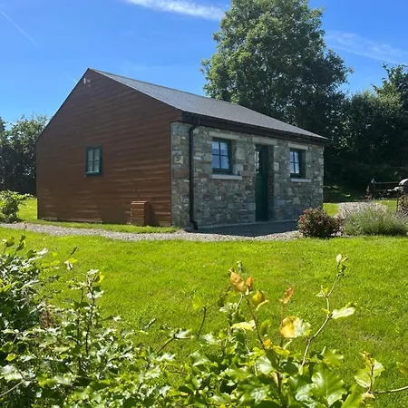 Oakwell Village * Ramelton