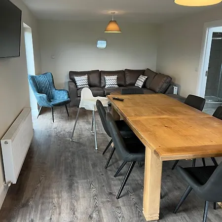 Campingplads Oakwell Village *