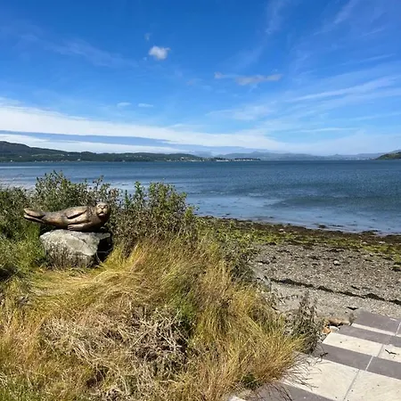 Oakwell Village * Ramelton