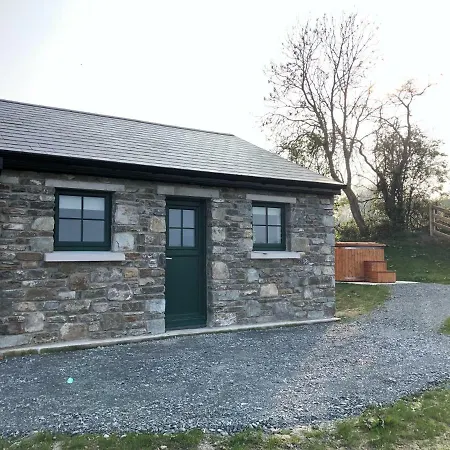 Oakwell Village * Ramelton