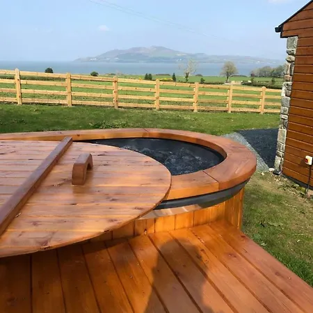 Campeggio Oakwell Village *