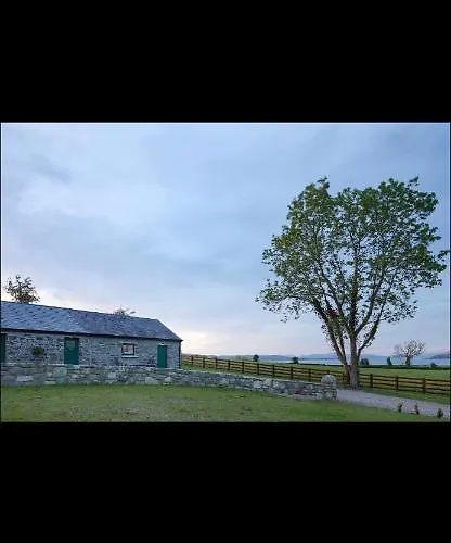 Oakwell Village אתר קמפינג *