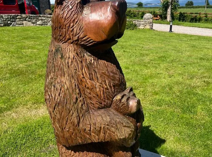 אתר קמפינג Oakwell Village