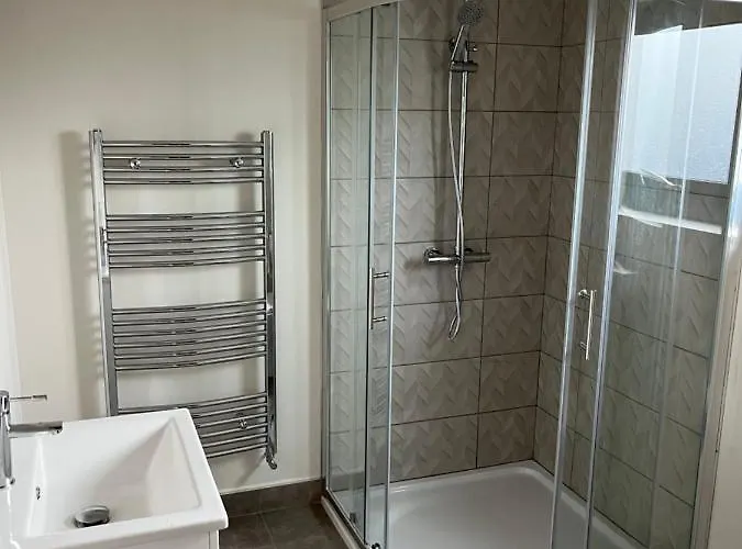 אתר קמפינג Oakwell Village *