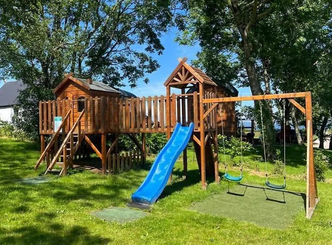 אתר קמפינג Oakwell Village *