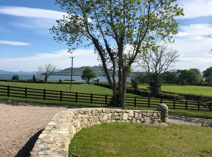 Oakwell Village אתר קמפינג *