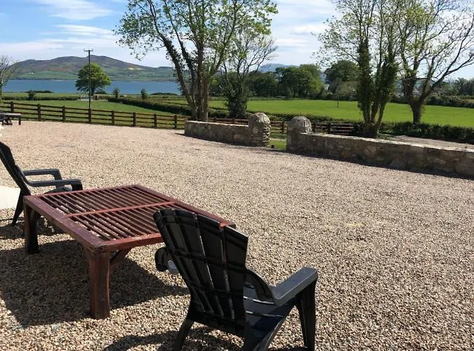 Oakwell Village אתר קמפינג Ramelton