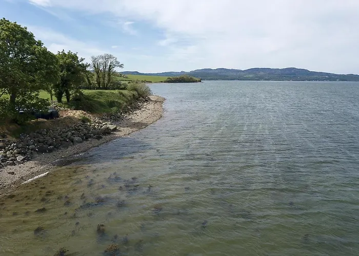 Oakwell Village * Ramelton